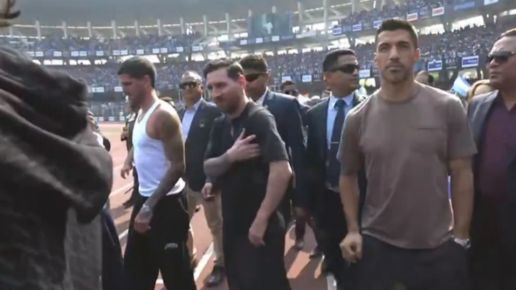 Extreme chaos in Kolkata, Messi leaves the field before the scheduled time