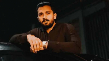 YouTuber Rajab Butt’s visa cancelled for concealing information,