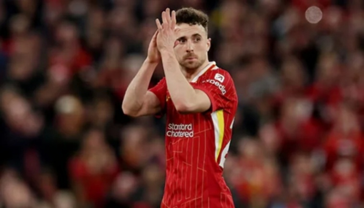 Liverpool forward Diogo Jota dies in car crash