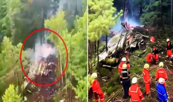 Russian plane crashes, all 49 people on board dead