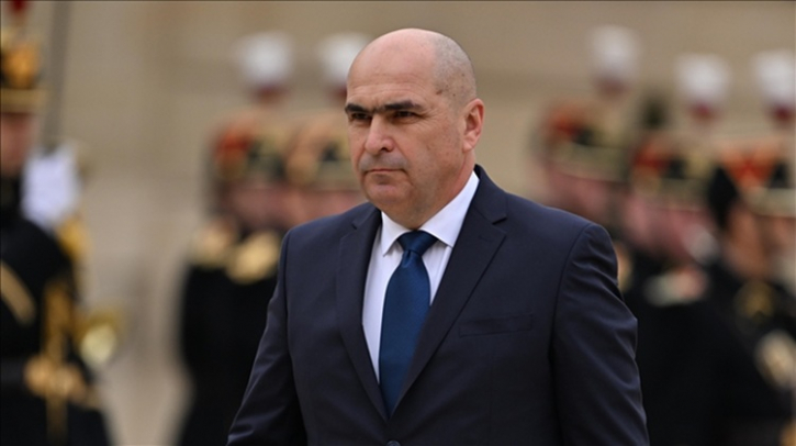 Romania’s new government wins parliamentary confidence vote Romania’s new government wins parliamentary confidence vote