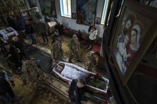 Russia hands over 1,200 war dead bodies to Ukraine