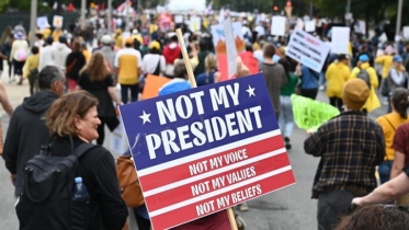 The US government shutdown has been going on for a month, America