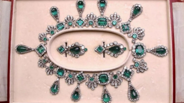 Louvre theft: Jewels stolen, including rare necklace given