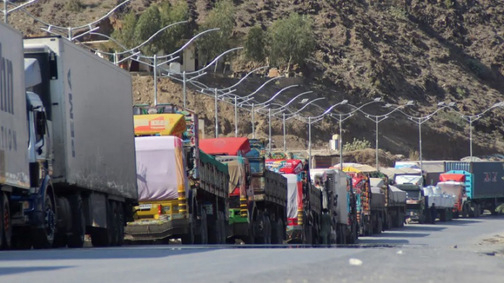 Militia leader among six killed in Pakistan, body set on fire Militia leader among six killed in Pakistan, body set on fire