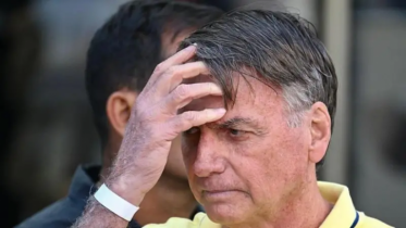 Bolsonaro sentenced to 27 years in prison for plotting a coup .