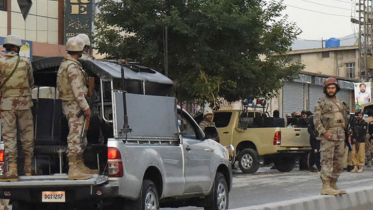 Pakistan: 47 killed, including 12 soldiers, in gunfight