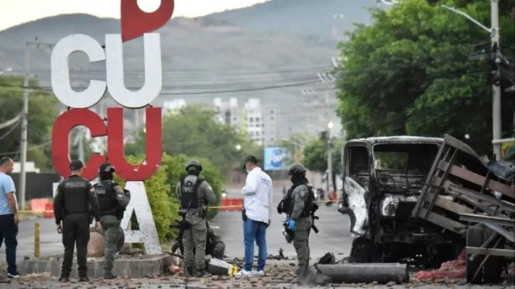 Bombing in Colombia before presidential inauguration, 11 injured