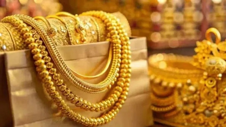 Positive turn in global gold prices in 5 months