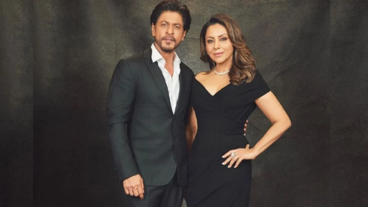 Shah Rukh-Gauri’s first flat in Mumbai is being renovated