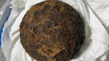 Civil War cannonballs found in woman’s bag at airport