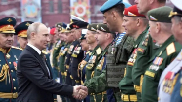 Putin deploying 300,000 new troops: Zelensky