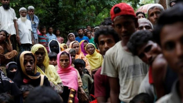 Myanmar selects 300,000 Rohingya to be taken back from Bangladesh Myanmar selects 300,000 Rohingya to be taken back from Bangladesh
