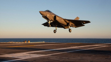 F-35 fighter jet crashes in California