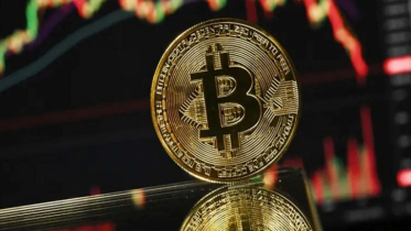 Bitcoin price suffers major setback, drops to $70,000