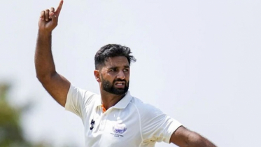 Aqib Nabi creates history as Jammu and Kashmir’s first bowler Aqib Nabi creates history as Jammu and Kashmir’s first bowler