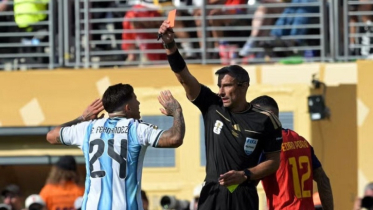 The referee of the World Cup final retired a week after the end
