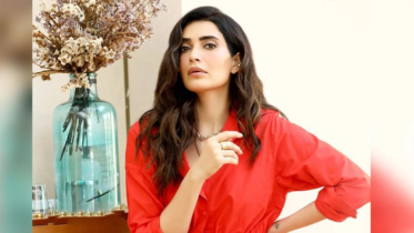 Bollywood actress becomes mother at 42 Bollywood actress becomes mother at 42