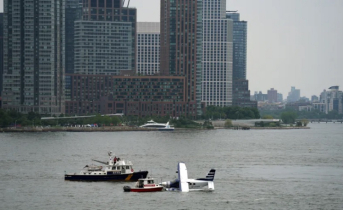 Small plane makes hard landing into New York’s East River