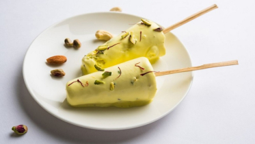 Make Malai Kulfi at home with coconut shells