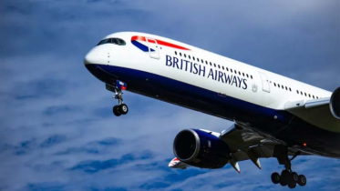 Smartphone catches fire on plane
