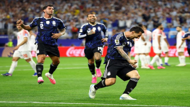Messi Sets World Cup Scoring Streak Record as Argentina Beat Jord