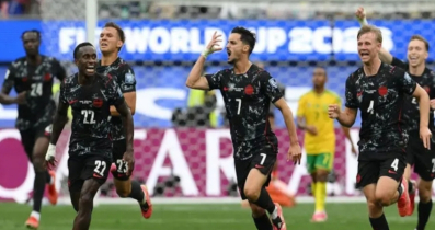 Eustáquio’s Stoppage-Time Strike Sends Canada into Round of 16