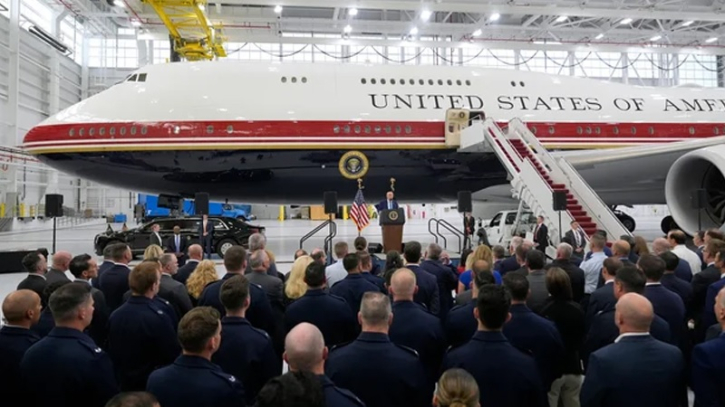 Qatar gifted Trump a luxury plane worth $400 million