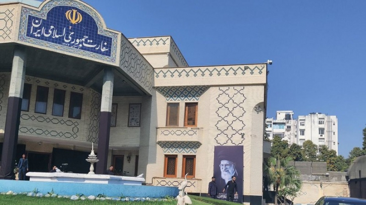 Indian Foreign Secretary visits Iranian embassy to express