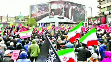 More united Iran, millions of people on the streets 