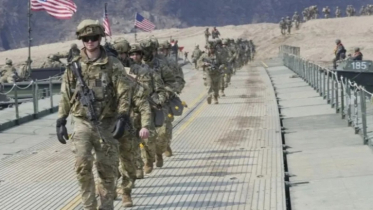 US to send thousands more troops to Middle East