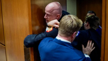 US Senatorial Candidate Breaks Arm for Pro-Iran Slogan