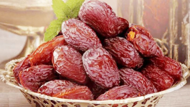 Dates are beneficial for the health of the heart and blood vessel