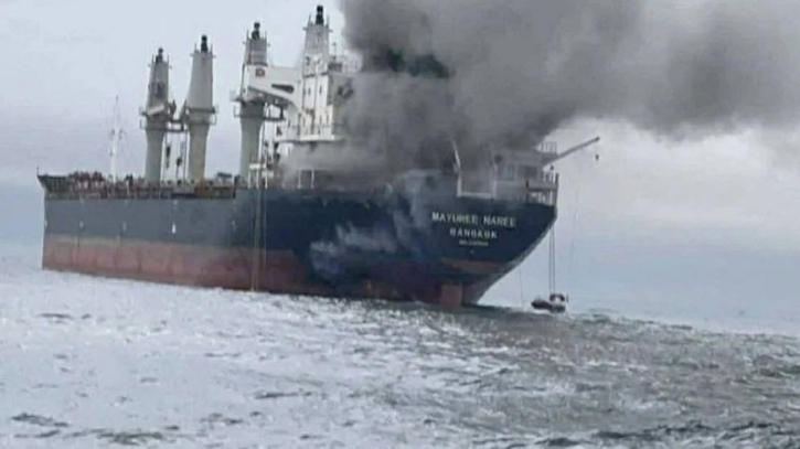 Missile hits tanker near Hormuz, warning issued