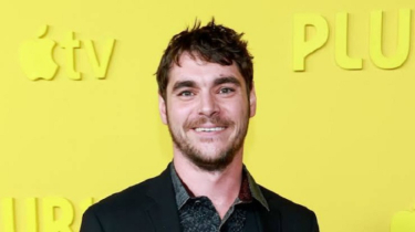 ’Breaking Bad’ star RJ Mitte dies at 34