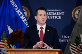 Feds charge 5 people as part of alleged sprawling ’ghost students