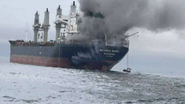 Missile hits tanker near Hormuz, warning issued Missile hits tanker near Hormuz, warning issued