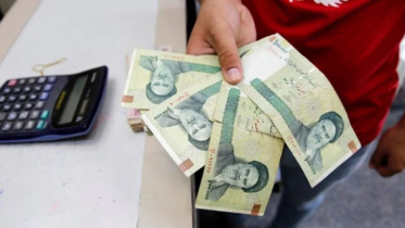 Iraq’s economy under US ’control’, trying to pressure Iran too