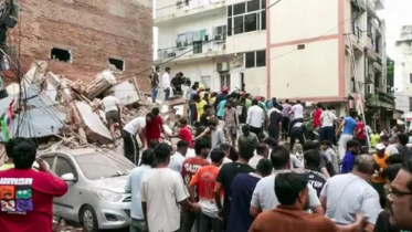 The desire to escape from the rubble The desire to escape from the rubble