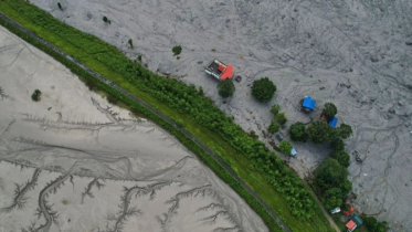 Nepal flood death toll passes 1,000, 4,400 missing
